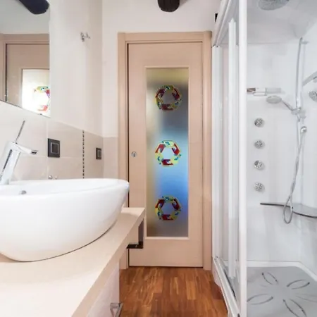 Sleeps 20 Pool Wifi *